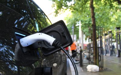 La Revolución Silenciosa: El Auge de los Coches Eléctricos en Málaga